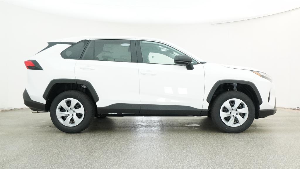 2025 Toyota RAV4 LE photo 26