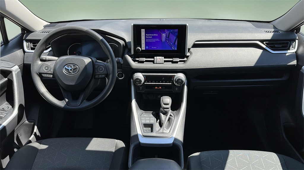 2024 Toyota RAV4 XLE photo 10