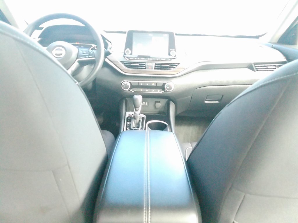 2024 Nissan Altima 2.5 SV photo 20