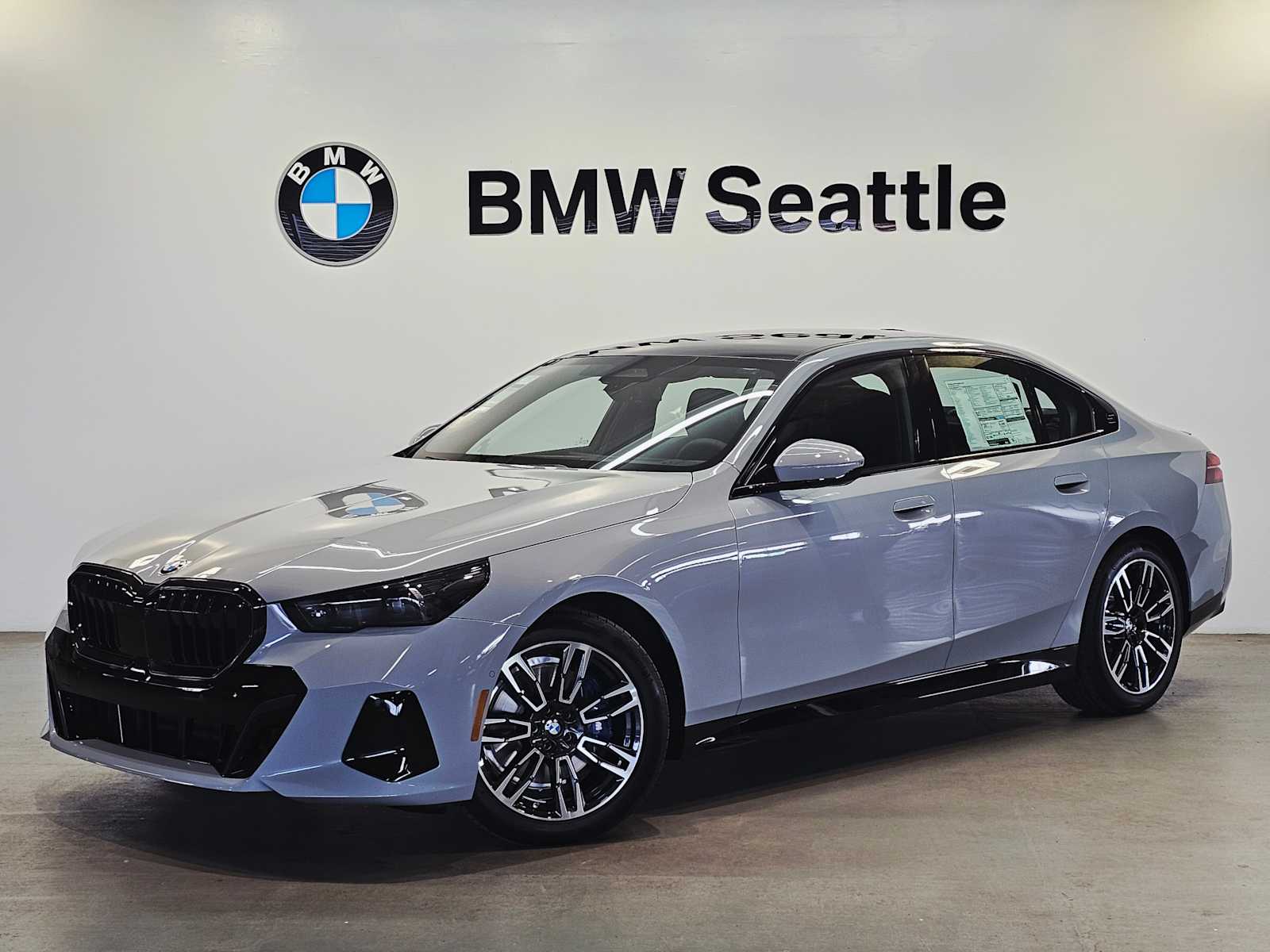 2026 BMW 5 Series 530i's photo