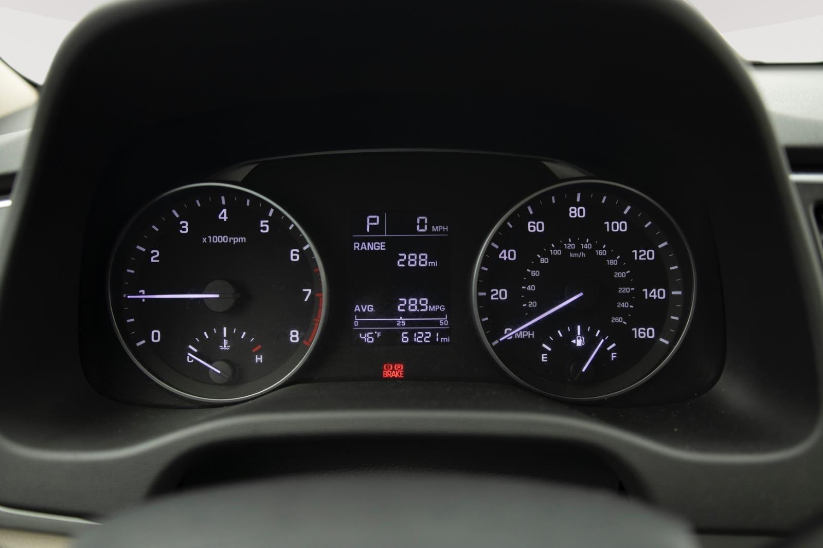 2017 Hyundai Elantra SE Tech Limited photo 4