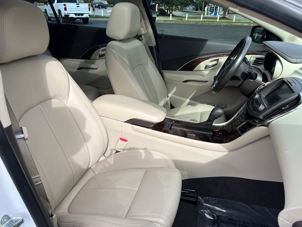 2015 Buick LaCrosse Premium II photo 25