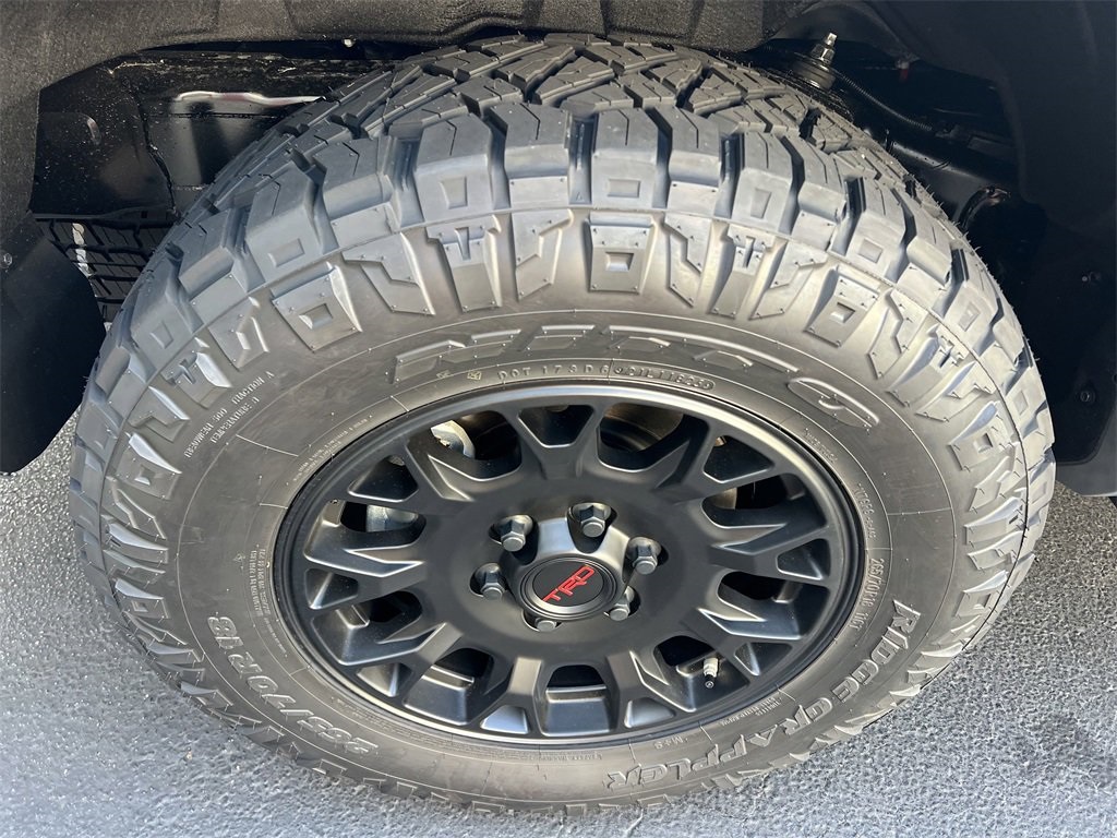 2025 Toyota 4Runner photo 17