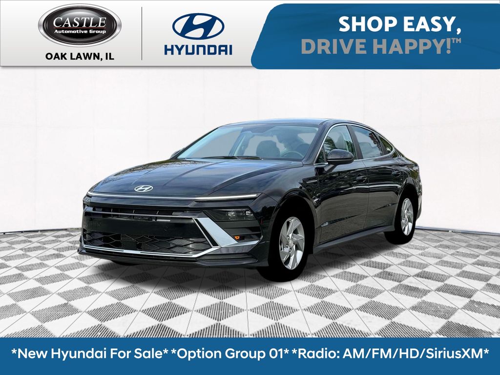 2025 Hyundai Sonata SE's photo