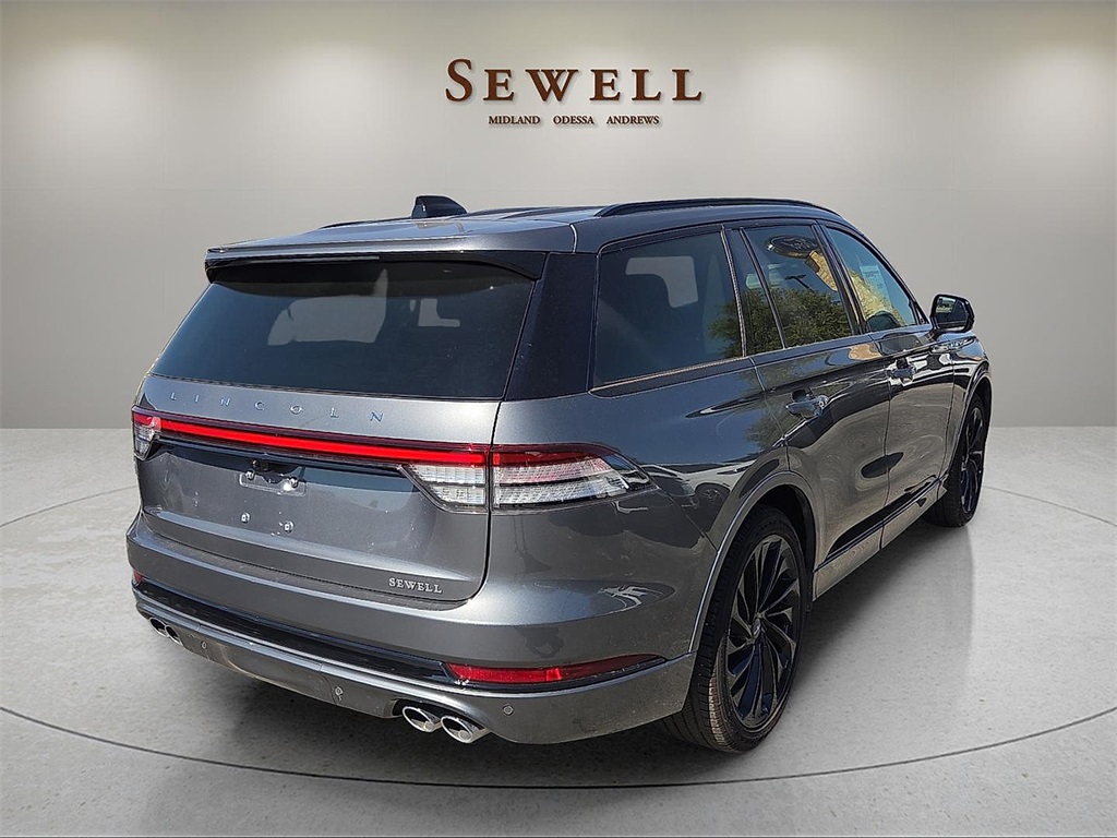 2025 Lincoln Aviator Reserve photo 4