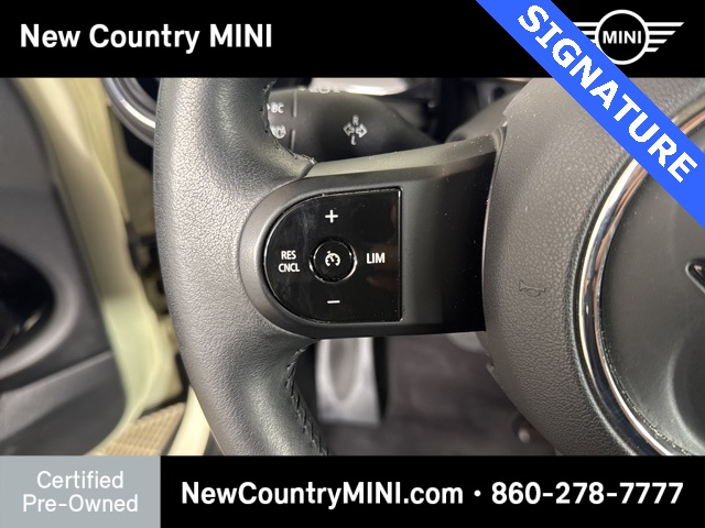 2023 Mini Cooper Signature photo 19