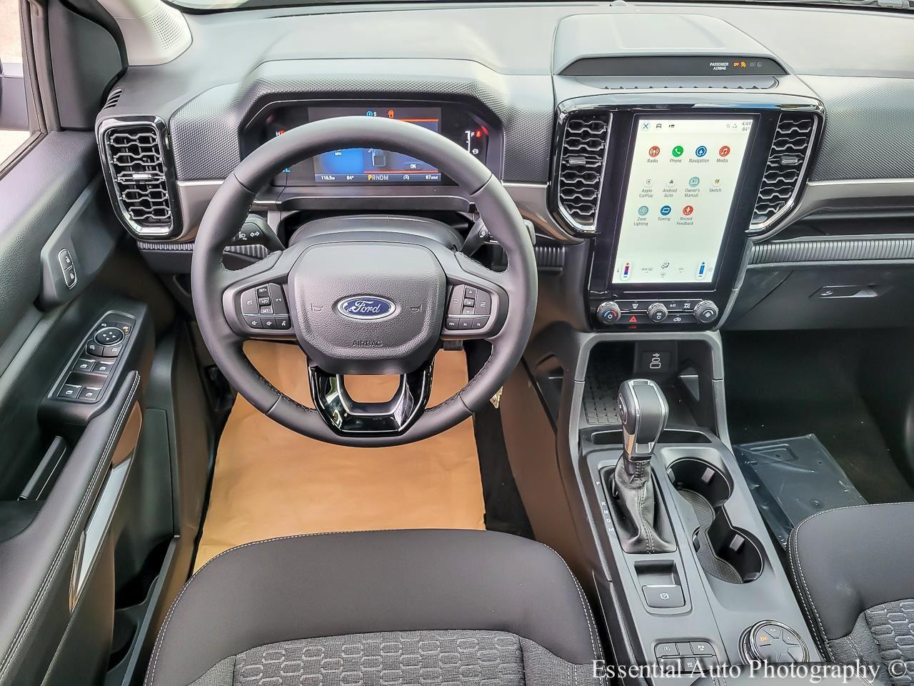 2025 Ford Ranger XLT photo 3