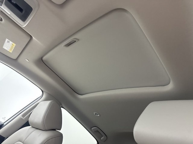 2026 Honda HR-V EX-L photo 17
