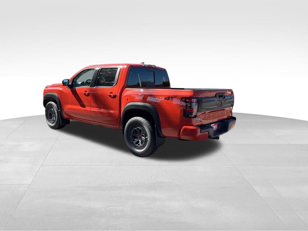 2026 Nissan Frontier PRO-4X photo 2