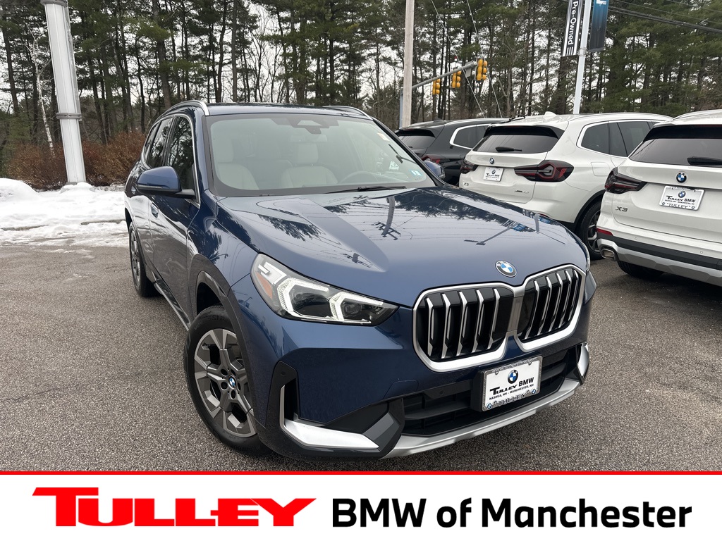 2025 BMW X1 28i's photo