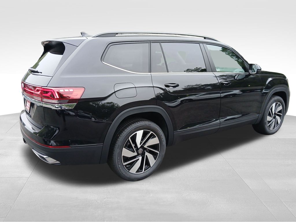 2026 Volkswagen Atlas SE photo 4