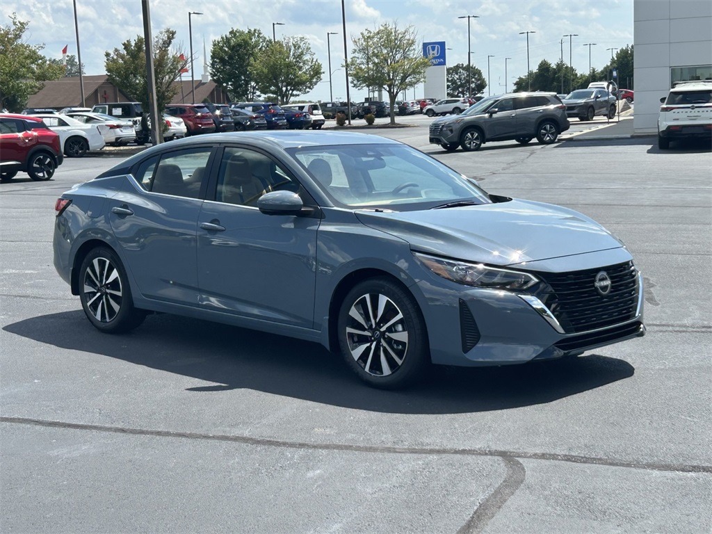 2025 Nissan Sentra SV photo 13