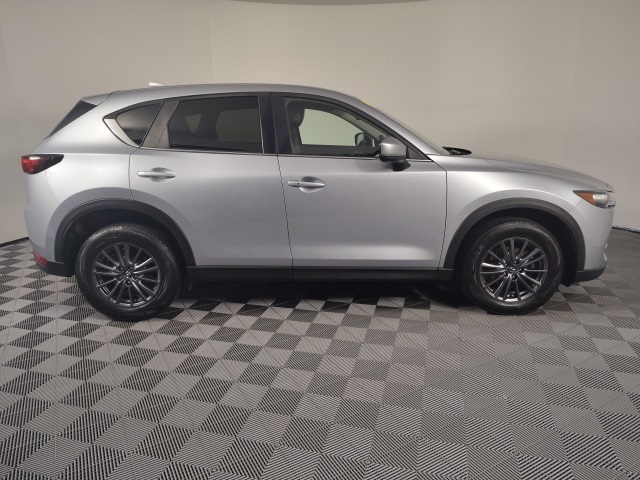 2021 Mazda CX-5 Touring photo 5