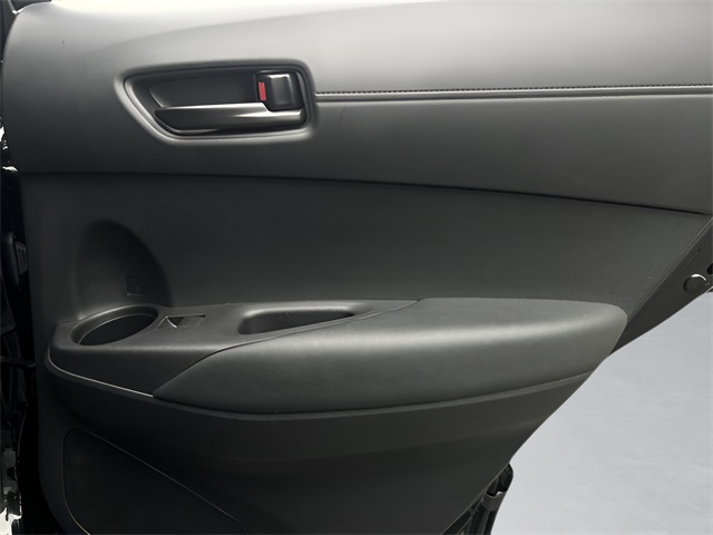 2024 Toyota Corolla Cross LE photo 25