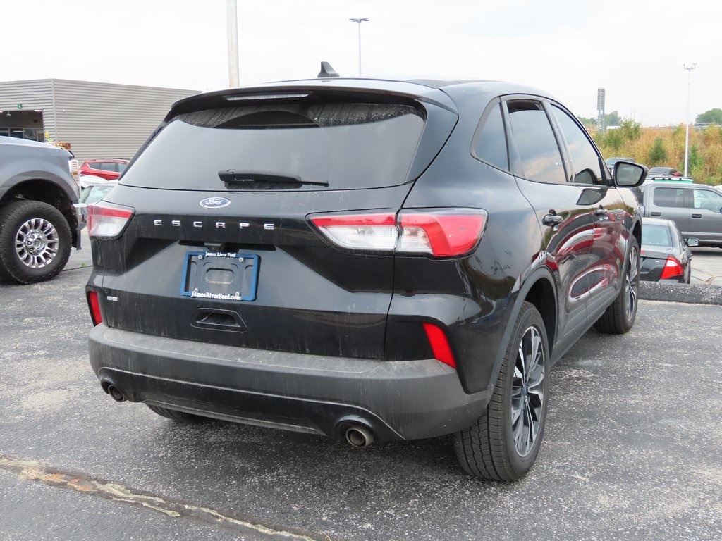 2022 Ford Escape SE photo 6