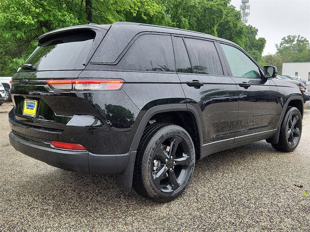 2025 Jeep Grand Cherokee Altitude X photo 4