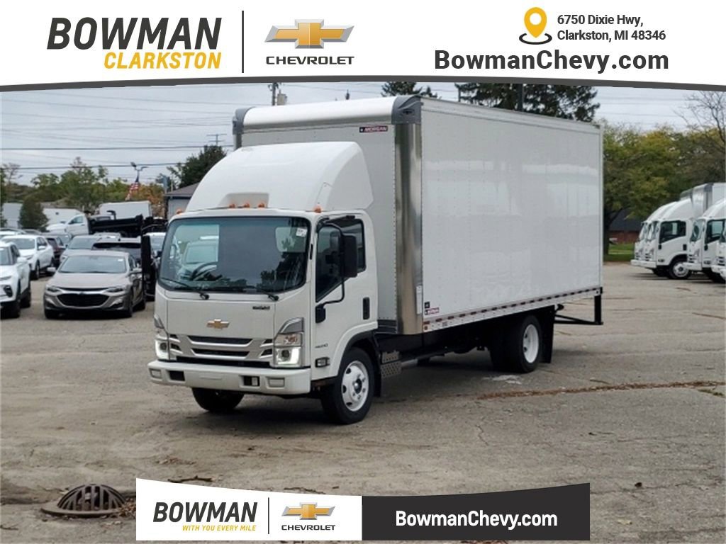 2024 Chevrolet Low Cab Forward Base's photo