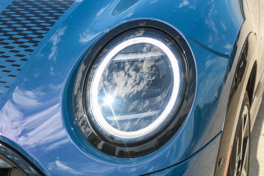 2026 Mini Cooper 4 Door Hardtop photo 5