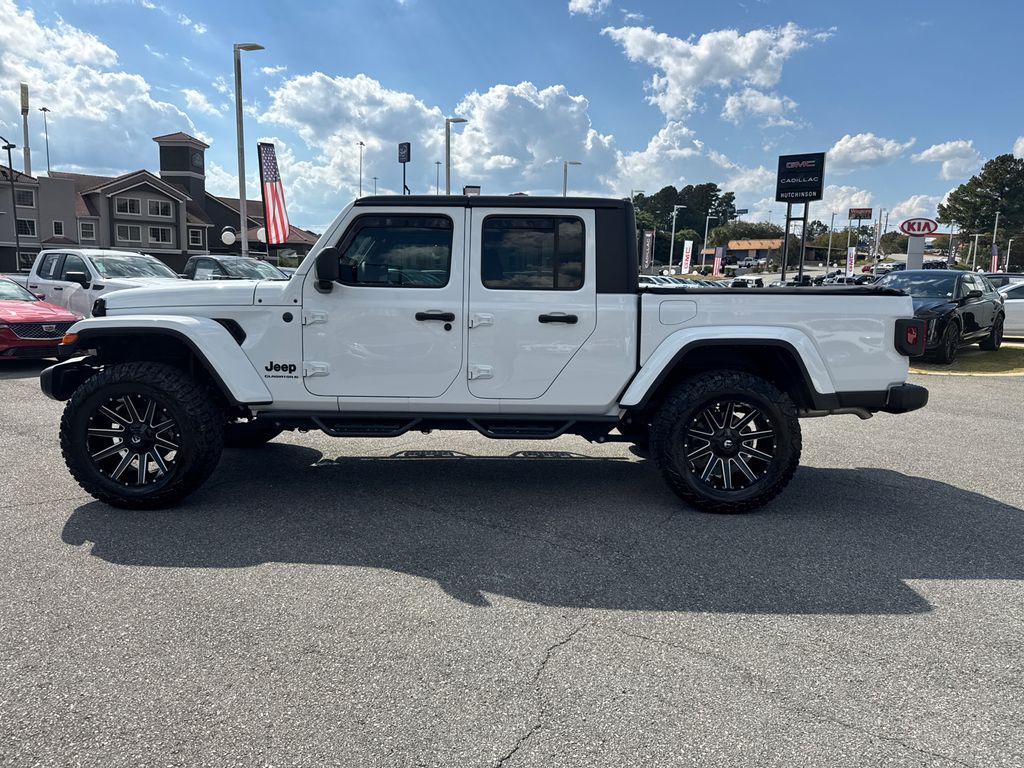 2024 Jeep Gladiator Sport photo 6