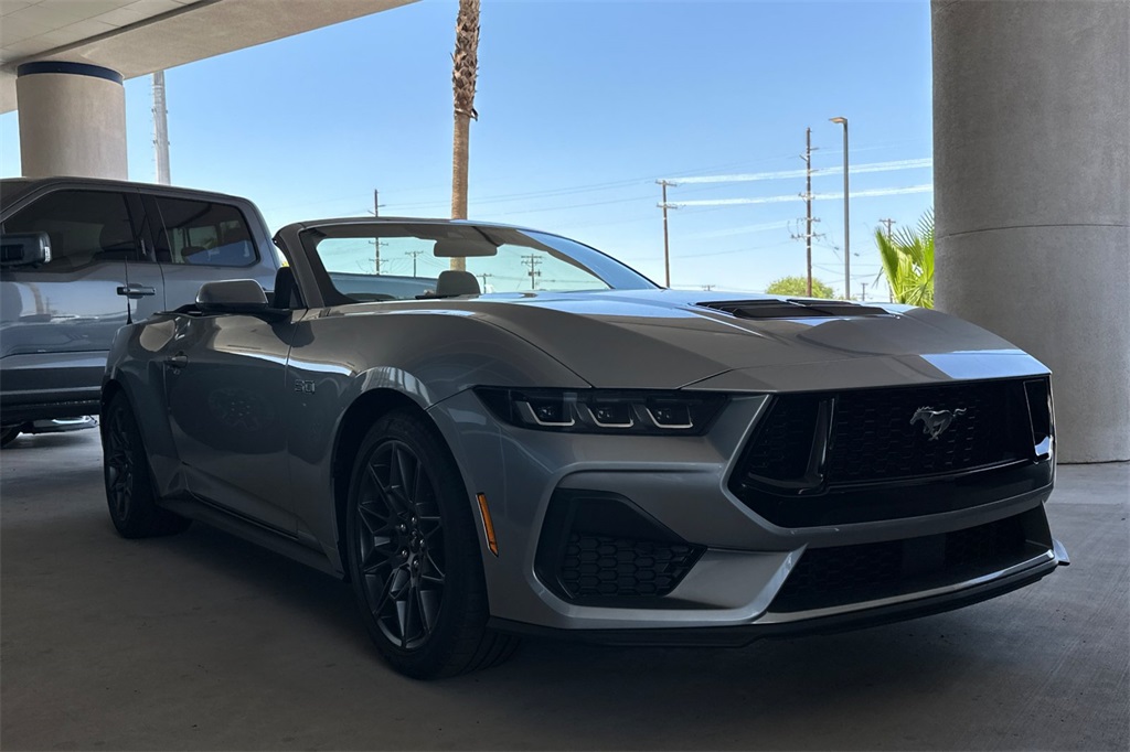 2024 Ford Mustang GT Premium Convertible photo 2