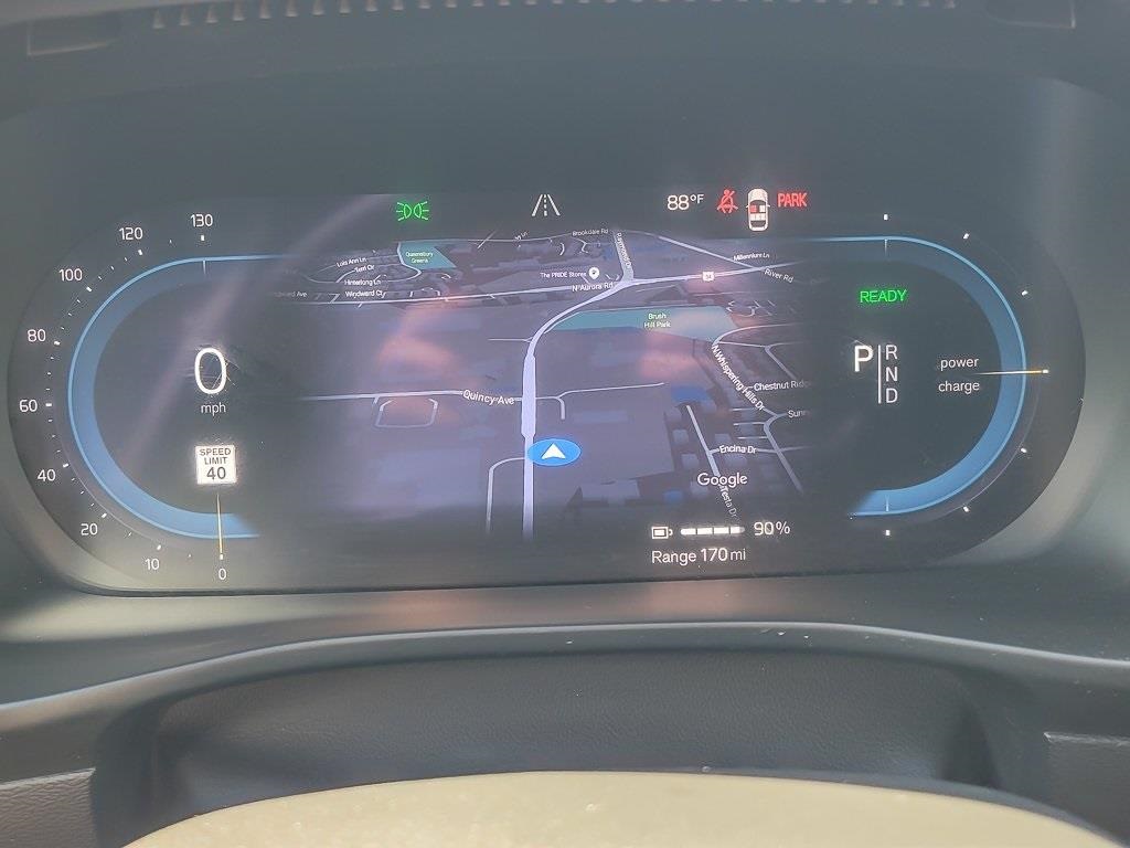 2023 Volvo XC40 Recharge Ultimate AWD photo 12