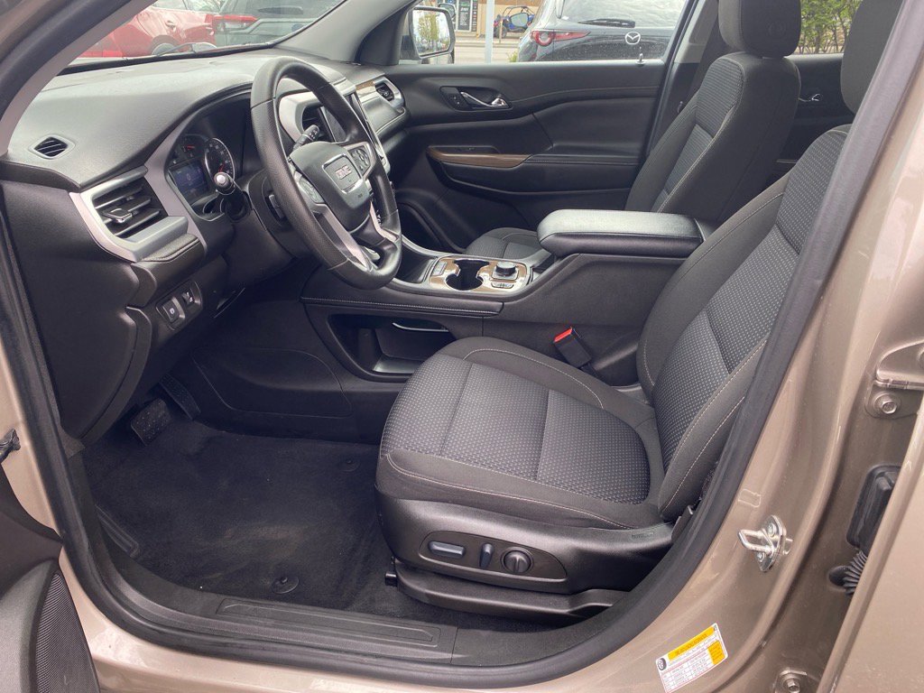 2022 Gmc Acadia SLE photo 9
