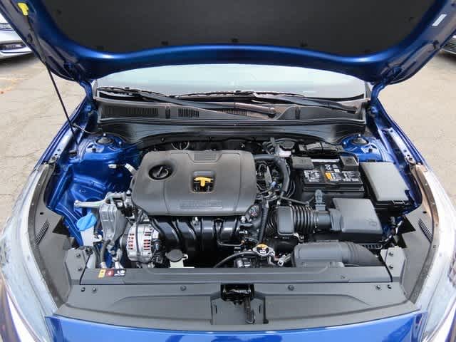 2024 Kia Forte GT-Line photo 9