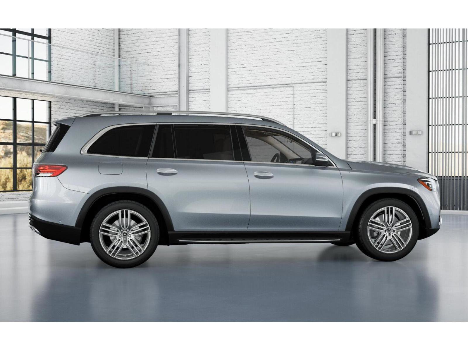 2026 Mercedes Benz GLS 450 4MATIC photo 16