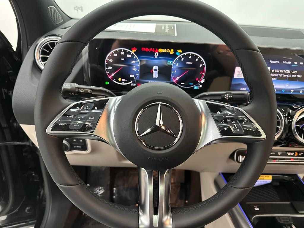 2025 Mercedes Benz GLA 250 photo 20