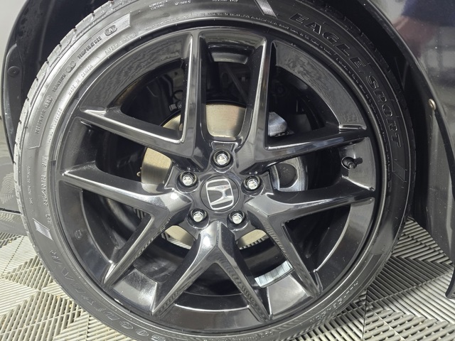 2023 Honda Civic Sport photo 2