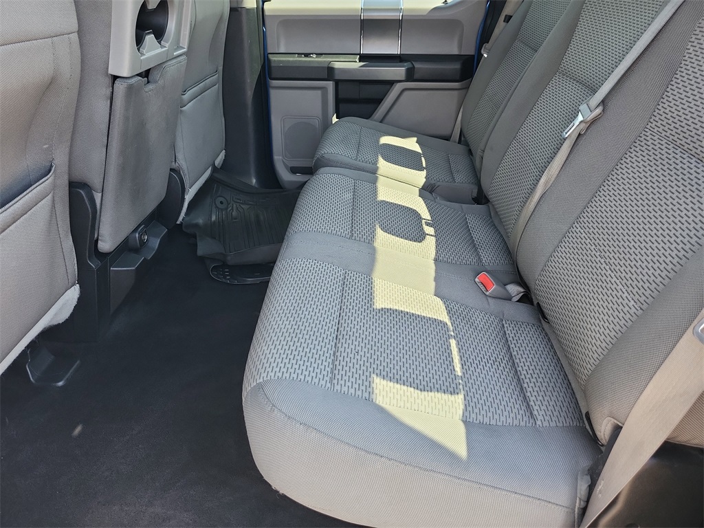 2016 Ford F-150 XLT photo 18