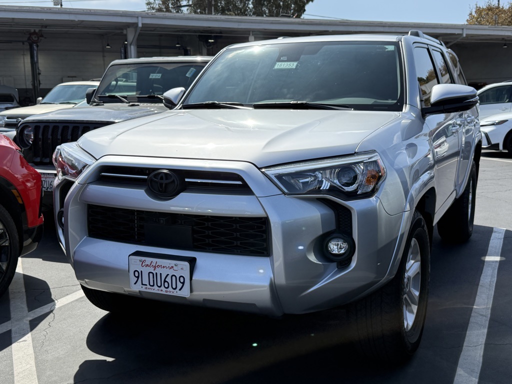 2024 Toyota 4Runner SR5 Premium photo 2