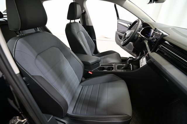 2025 Volkswagen Jetta 1.5T SE photo 19