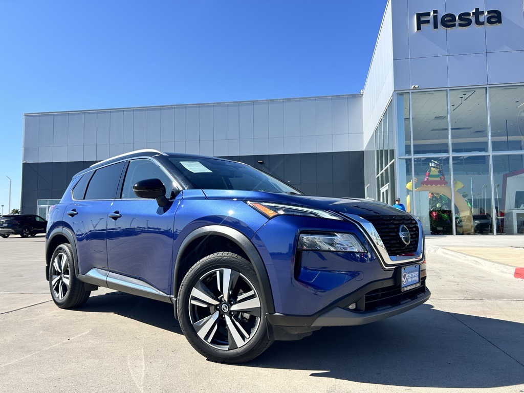 2021 Nissan Rogue SL's photo