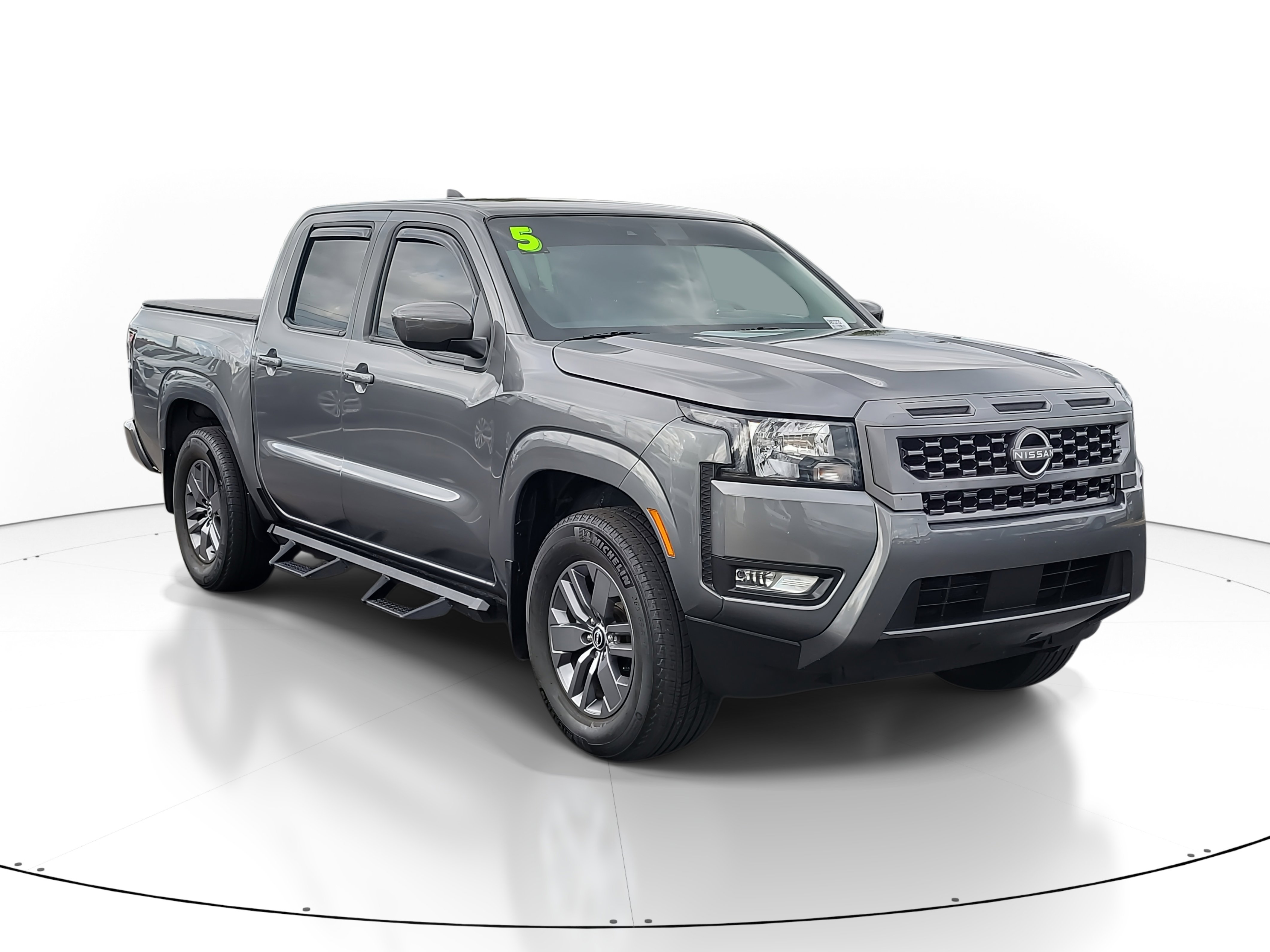 2025 Nissan Frontier SV's photo