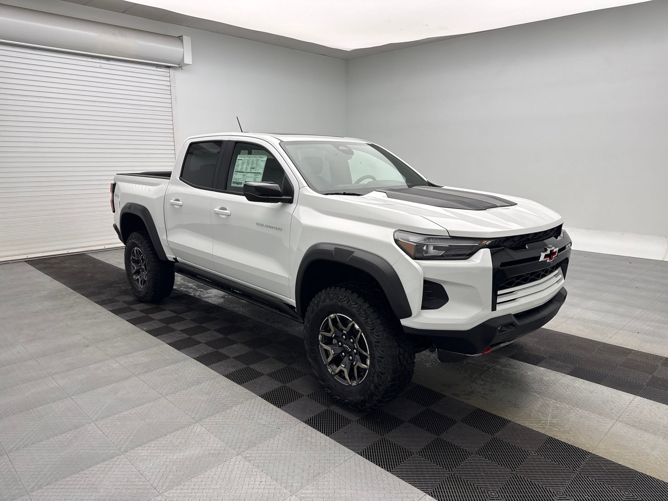 2026 Chevrolet Colorado ZR2 photo 7