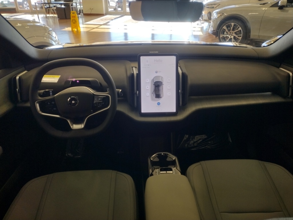 2025 VOLVO EX30 - Image 13