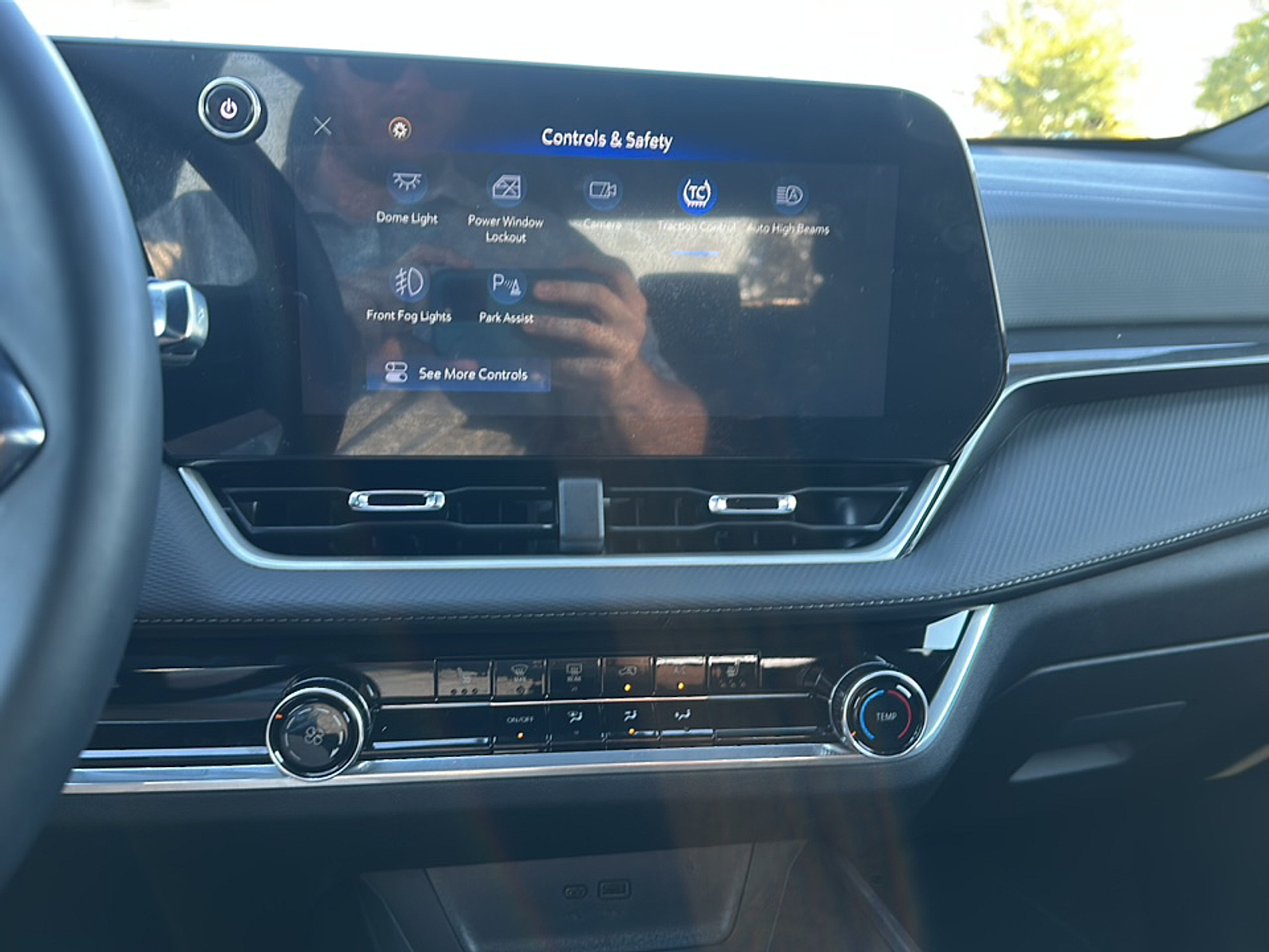 2025 Chevrolet Equinox LT photo 10