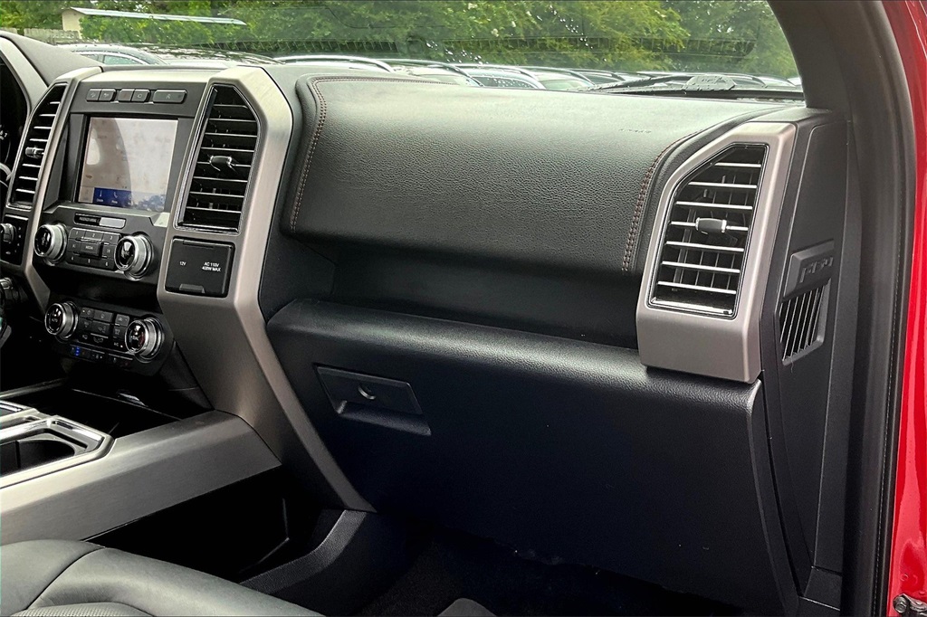 2020 Ford F-150 Platinum photo 27