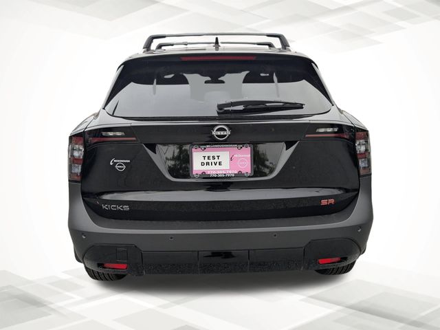 2026 Nissan Kicks SR photo 2