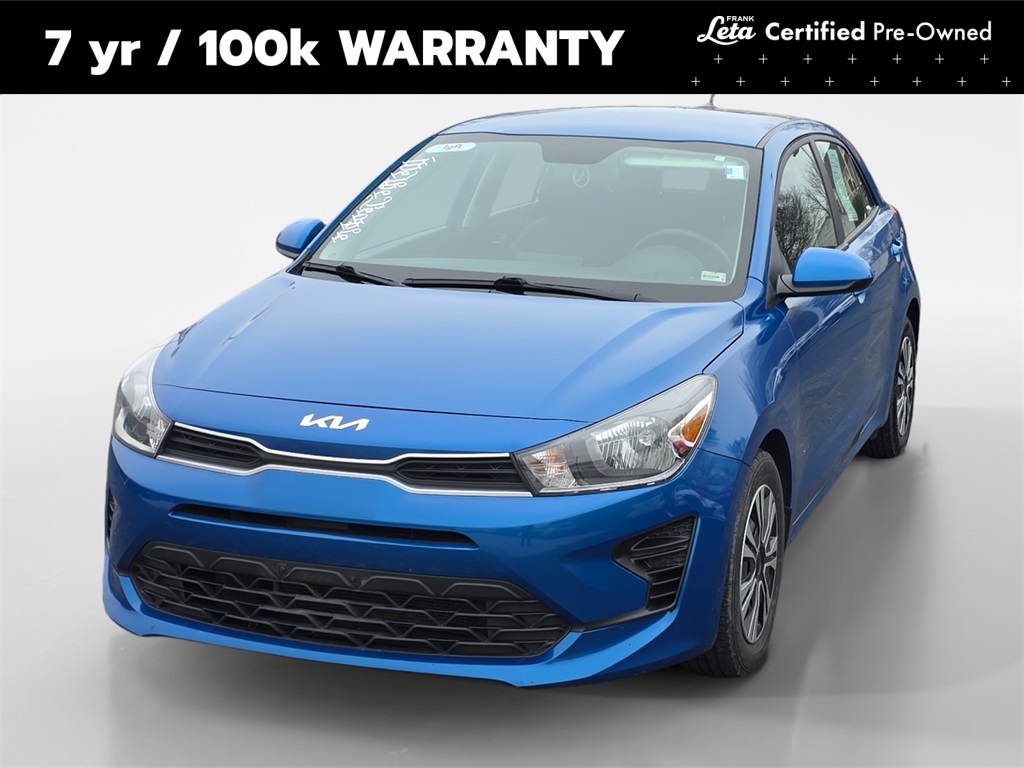 2023 Kia Rio 5-Door S's photo