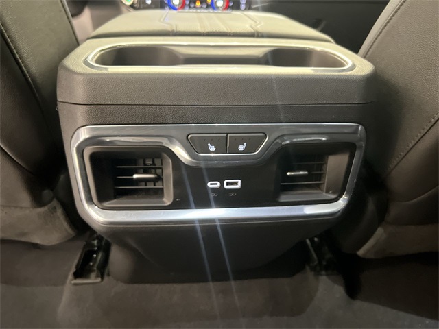 2024 Chevrolet Silverado 3500HD High Country photo 21