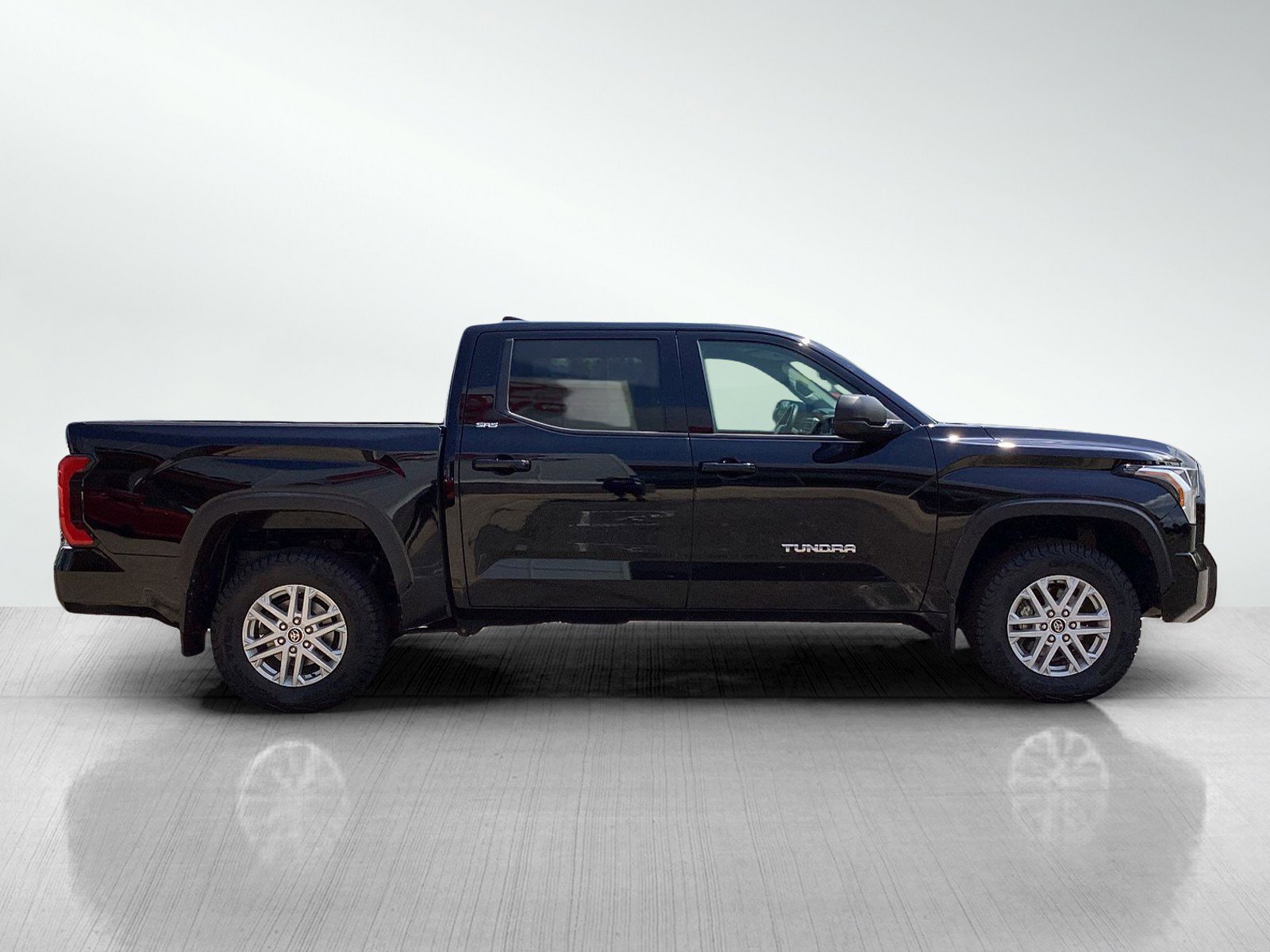 2022 Toyota Tundra SR5 photo 6