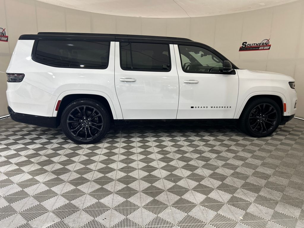 2024 Jeep Grand Wagoneer L II photo 14