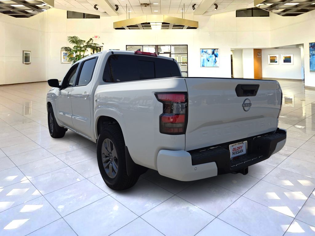 2025 Nissan Frontier Crew Cab SV photo 3