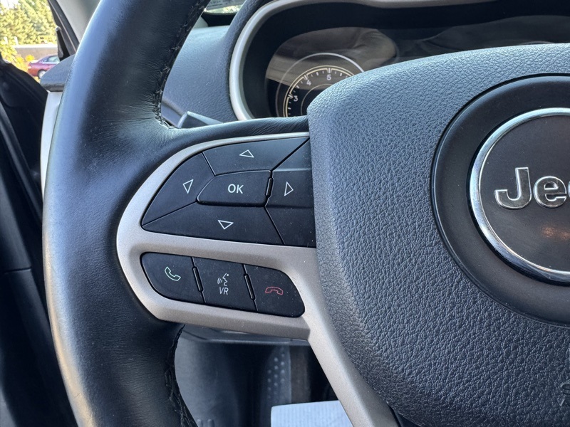 2017 Jeep Cherokee Latitude photo 20