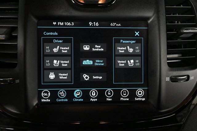 2022 Chrysler 300 S photo 29