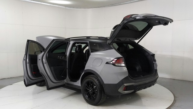 Used 2024 Wolf Gray/Ebony Black Roof Kia X-Pro image 11