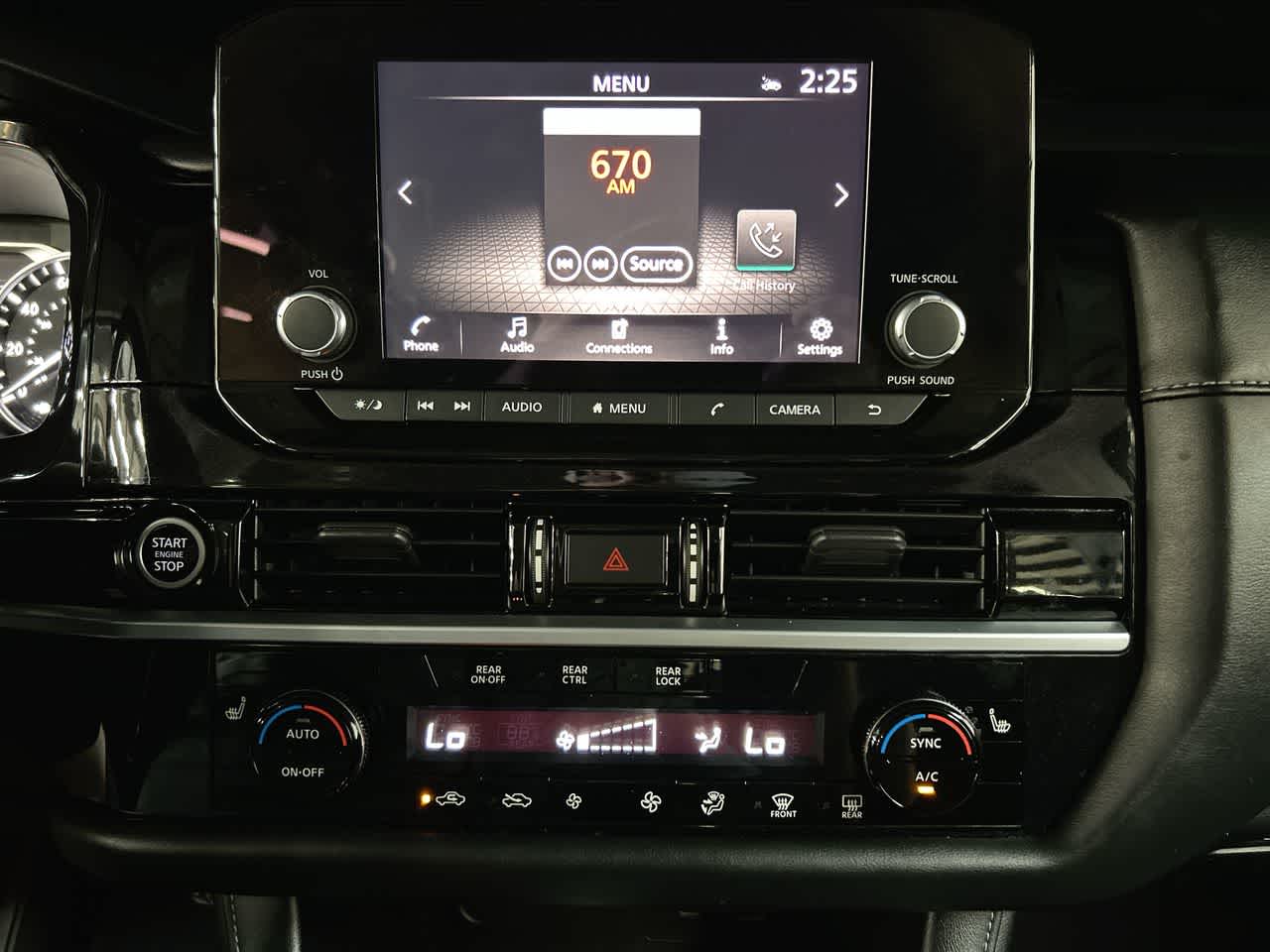 2022 Nissan Pathfinder SV photo 27
