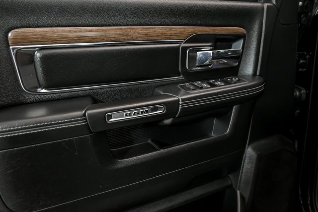 2014 Ram 1500 Laramie photo 8